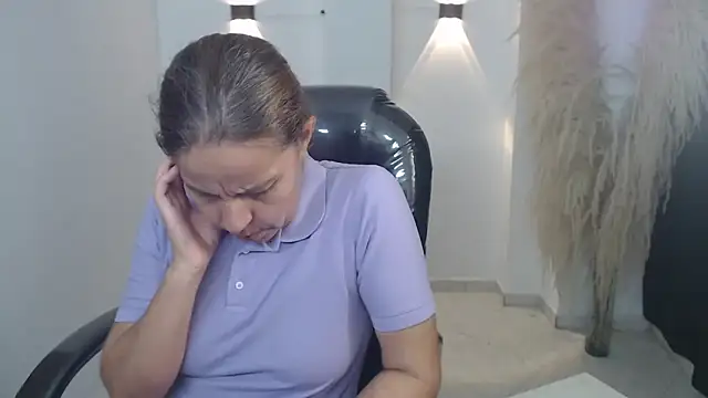 Milf karlye online show from December 2025 02:30:02 AM