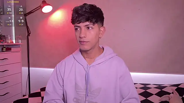 teobowny  online show from September 2025 01:37:01 PM