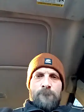 Snapshot of Whipit323 chatting on February 2026 01:33:02 PM Whipit323 online show from February 2026 01:33:02 PM