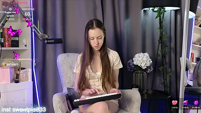 Anal Girl  online show from May 2026 07:00:02 PM