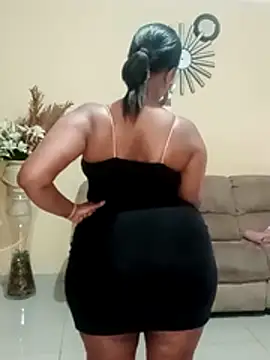 Luciouslips00 online show from November 2025 12:15:02 PM