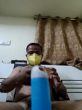 Snapshot of Punekarmanoj97 chatting on March 2025 10:48:01 PM Punekarmanoj97 online show from March 2025 10:48:01 PM