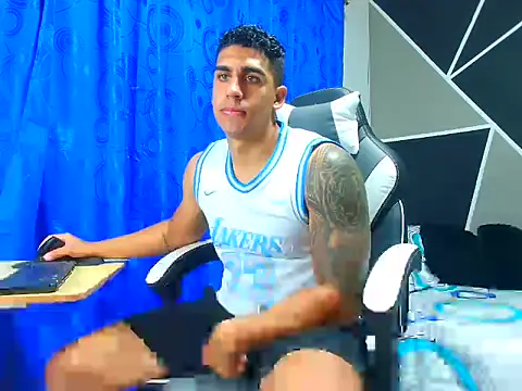 astrom greyy online show from September 2025 01:38:02 PM