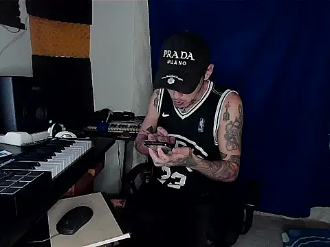 patrik tattoo  online show from January 2025 04:41:02 AM