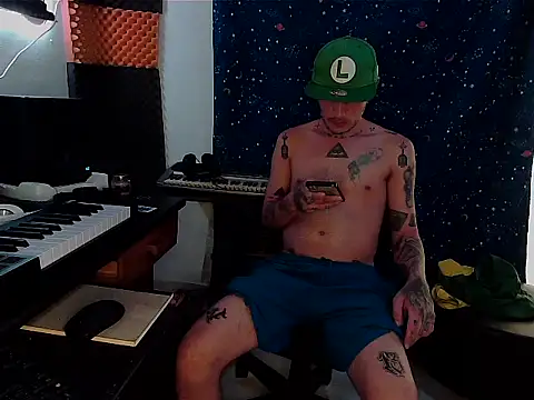 patrik tattoo  online show from February 2025 08:03:01 PM