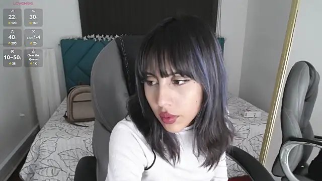 Snapshot of Kitty_Pam chatting on December 2024 10:02:01 AM Kitty Pam online show from December 2024 10:02:01 AM