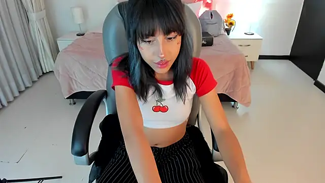 Snapshot of Kitty_Pam chatting on February 2025 03:29:01 AM Kitty Pam online show from February 2025 03:29:01 AM