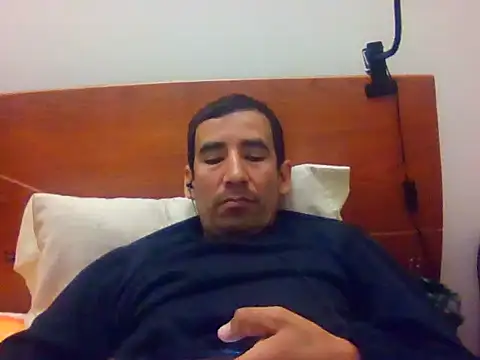 Snapshot of Wladimir81 chatting on November 2025 01:44:02 PM Wladimir81 online show from November 2025 01:44:02 PM