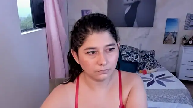 alinabozz1 online show from April 2026 10:25:02 PM