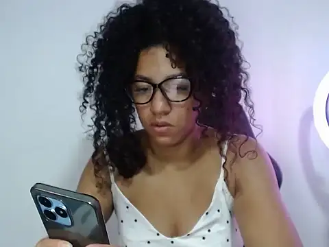 bellacrespalatina online show from September 2025 06:24:02 PM