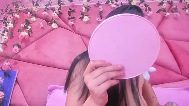 ChloeeTompson  online show from March 2025 10:29:02 AM