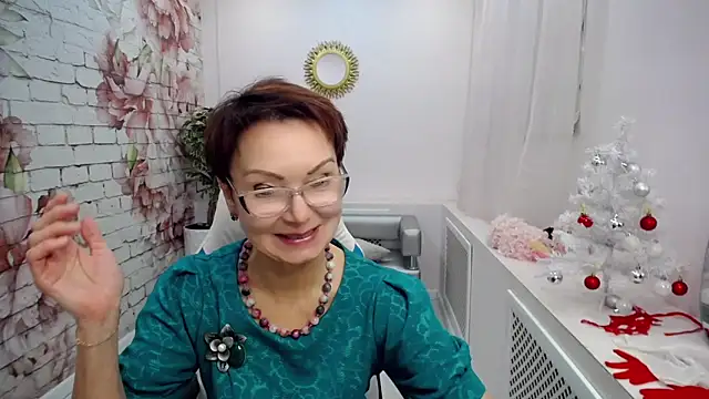 Snapshot of Cutie_Asya chatting on December 2024 08:01:01 AM Cutie Asya online show from December 2024 08:01:01 AM