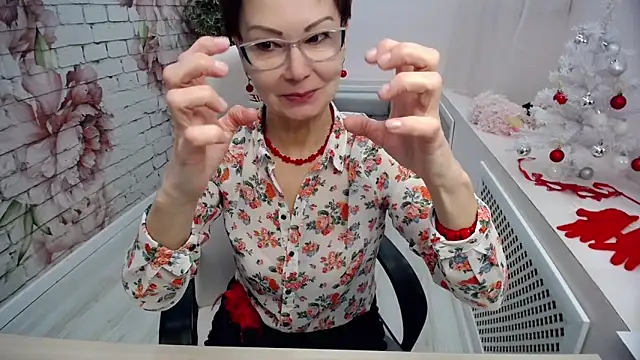 Snapshot of Cutie_Asya chatting on December 2024 04:45:02 AM Cutie Asya online show from December 2024 04:45:02 AM