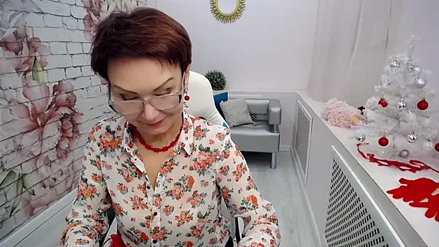 Snapshot of Cutie_Asya chatting on December 2024 07:51:01 AM Cutie Asya online show from December 2024 07:51:01 AM