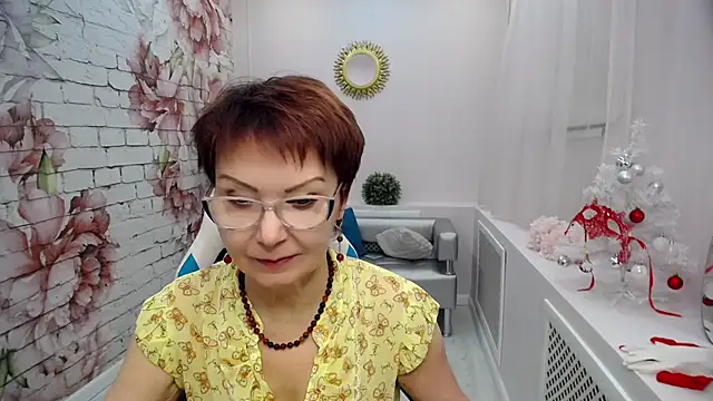 Snapshot of Cutie_Asya chatting on January 2025 04:47:01 AM Cutie Asya online show from January 2025 04:47:01 AM