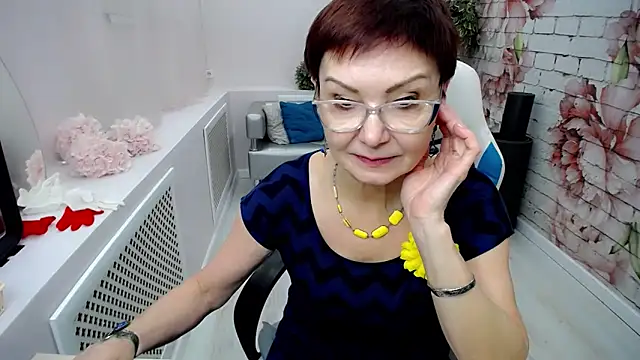 Snapshot of Cutie_Asya chatting on January 2025 11:32:02 AM Cutie Asya online show from January 2025 11:32:02 AM