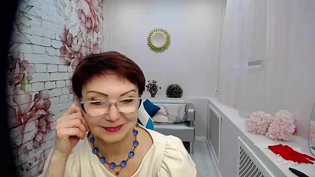 Snapshot of Cutie_Asya chatting on February 2025 08:27:02 AM Cutie Asya online show from February 2025 08:27:02 AM