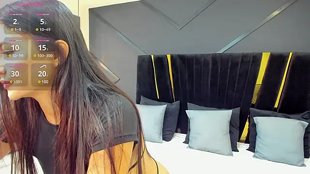 Snapshot of emilie_xx_ chatting on December 2024 05:28:02 PM emilie xx online show from December 2024 05:28:02 PM