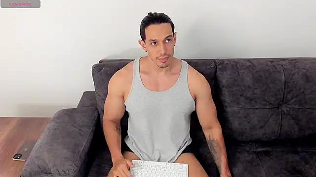 Lorenzoferrec online show from June 2026 02:27:01 AM