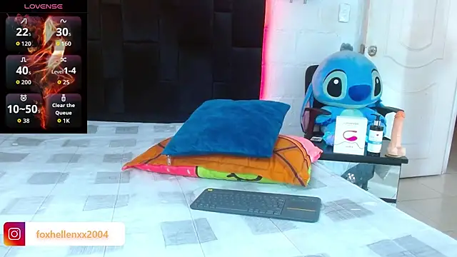 Snapshot of foxhellenxxxx chatting on September 2025 03:03:02 PM foxhellenxxxx online show from September 2025 03:03:02 PM