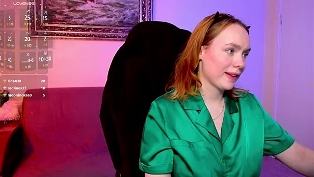 Kari Lunna online show from December 2024 07:07:02 AM