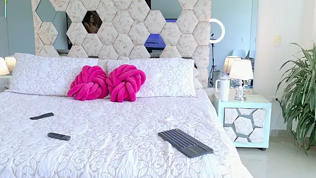 Snapshot of kimberly_ chatting on October 2025 03:21:01 PM kimberly online show from October 2025 03:21:01 PM