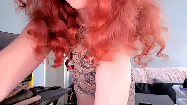 Snapshot of ENGLISHEMILY_69 chatting on September 2025 09:42:02 AM ENGLISHEMILY 69 online show from September 2025 09:42:02 AM