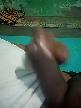 Snapshot of Tamilsexboys chatting on April 2026 05:43:01 PM Tamilsexboys online show from April 2026 05:43:01 PM