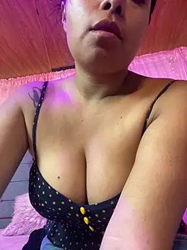 Snapshot of GoddessMeegan chatting on February 2025 05:20:02 PM GoddessMeegan online show from February 2025 05:20:02 PM