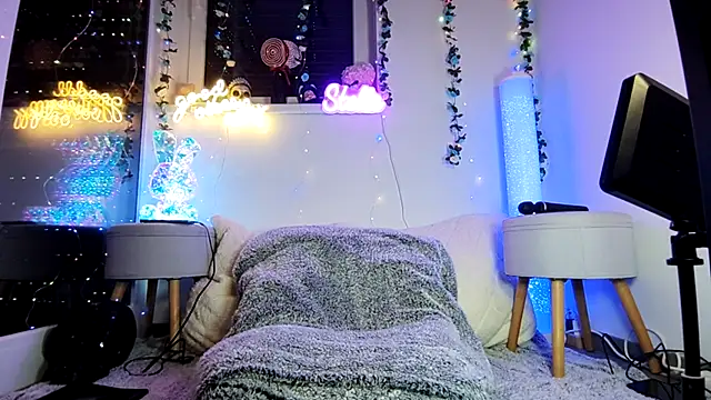 mrs skinny goddess online show from December 2025 07:32:01 PM