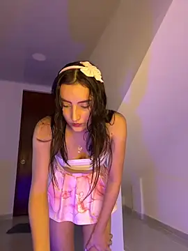 Snapshot of EmySofia chatting on November 2025 03:04:01 AM EmySofia online show from November 2025 03:04:01 AM