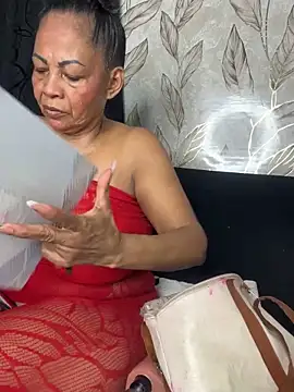 chiquimaturesexy online show from April 2026 09:49:02 PM