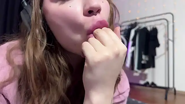 Snapshot of PaulaPratt chatting on December 2024 12:22:02 PM PaulaPratt online show from December 2024 12:22:02 PM