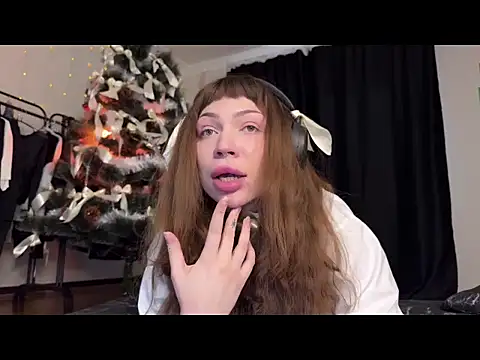 Snapshot of PaulaPratt chatting on December 2024 09:11:01 AM PaulaPratt online show from December 2024 09:11:01 AM