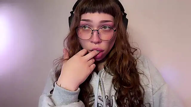 Snapshot of PaulaPratt chatting on January 2025 04:29:02 PM PaulaPratt online show from January 2025 04:29:02 PM