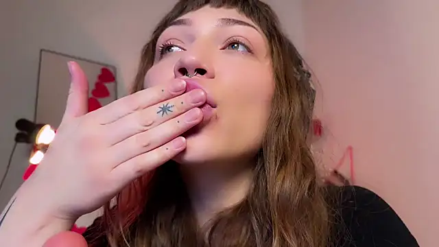 Snapshot of PaulaPratt chatting on February 2025 06:51:01 AM PaulaPratt online show from February 2025 06:51:01 AM