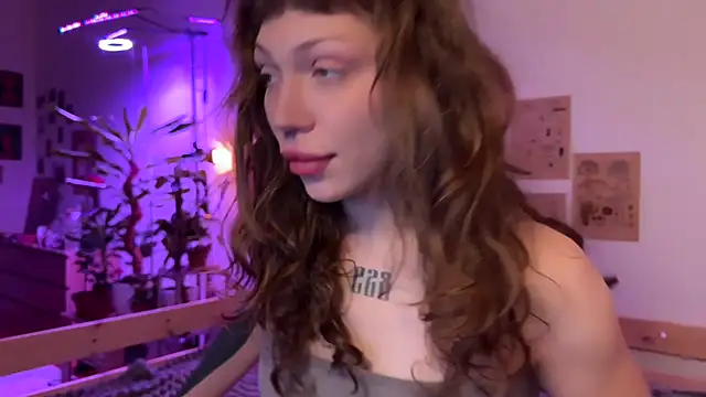 Snapshot of PaulaPratt chatting on October 2025 05:38:01 AM PaulaPratt online show from October 2025 05:38:01 AM