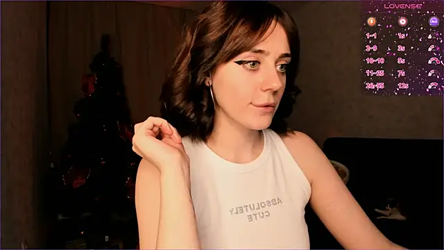 Emmi Flowers online show from December 2024 10:08:01 AM