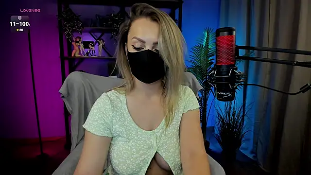 careful i bite nya online show from February 2025 04:47:01 PM