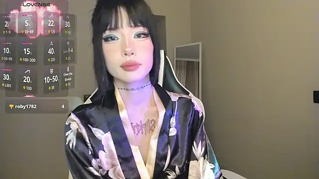 Snapshot of Velvetsky_1 chatting on March 2026 10:40:02 AM Velvetsky 1 online show from March 2026 10:40:02 AM