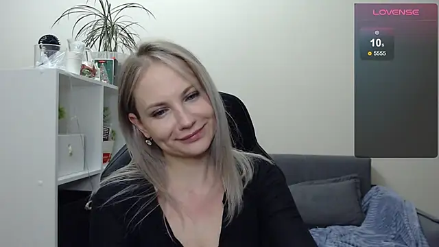 Snapshot of Sunny_bunny6 chatting on January 2025 10:01:01 PM Sunny bunny6 online show from January 2025 10:01:01 PM