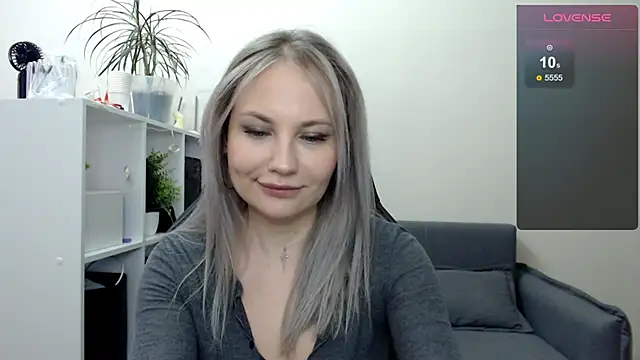 Snapshot of Sunny_bunny6 chatting on March 2025 03:33:02 AM Sunny bunny6 online show from March 2025 03:33:02 AM