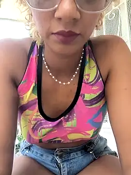 Snapshot of Amaliu_ chatting on March 2026 02:22:02 PM Amaliu online show from March 2026 02:22:02 PM