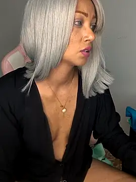 Amaliu  online show from May 2026 06:35:02 PM