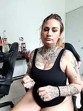 Lisacasandra online show from January 2025 07:53:02 PM