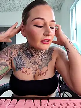 Lisacasandra online show from February 2025 11:48:02 PM