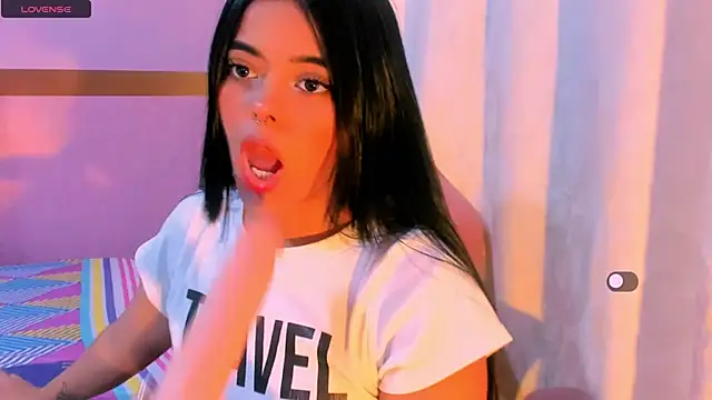  18alice online show from December 2024 02:23:01 AM