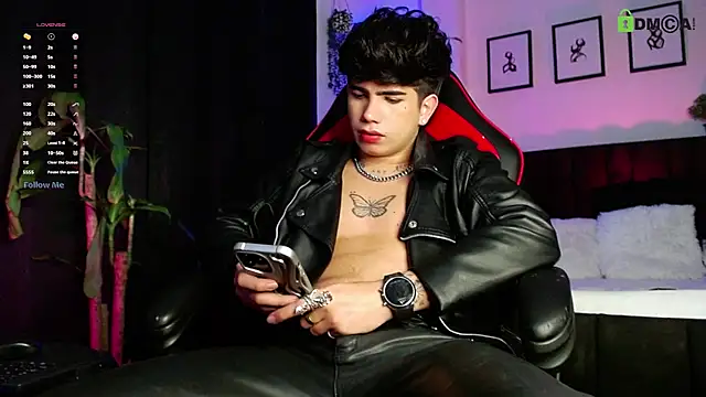 LyleBennett  online show from March 2026 12:42:02 PM