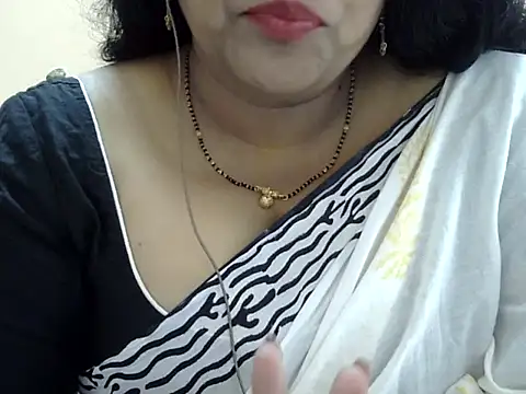 Snapshot of Riya_riyaa chatting on October 2025 09:17:02 AM Riya riyaa online show from October 2025 09:17:02 AM