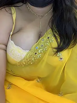 Snapshot of Doodhwaali chatting on January 2025 08:28:01 PM Doodhwaali online show from January 2025 08:28:01 PM